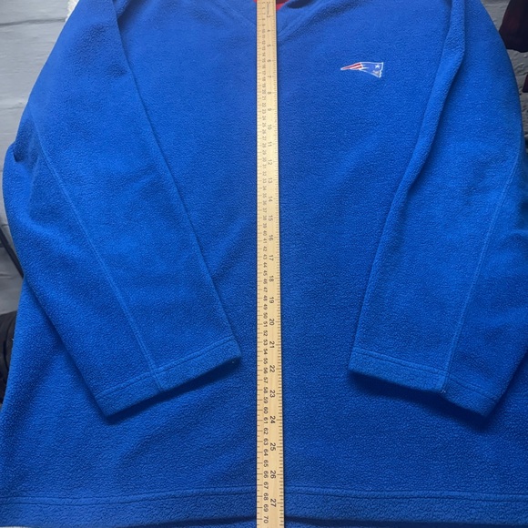 Vintage The edge 2000 NFL New England Patriots Blue V-Neck fleece top size Lg - Picture 4 of 7